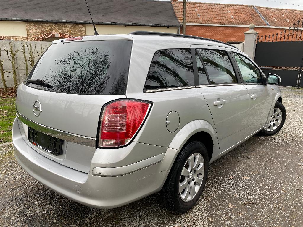 Opel Astra break 1.4i 1er prop, Achat, Entreprise, Boîte manuelle, 5 portes
