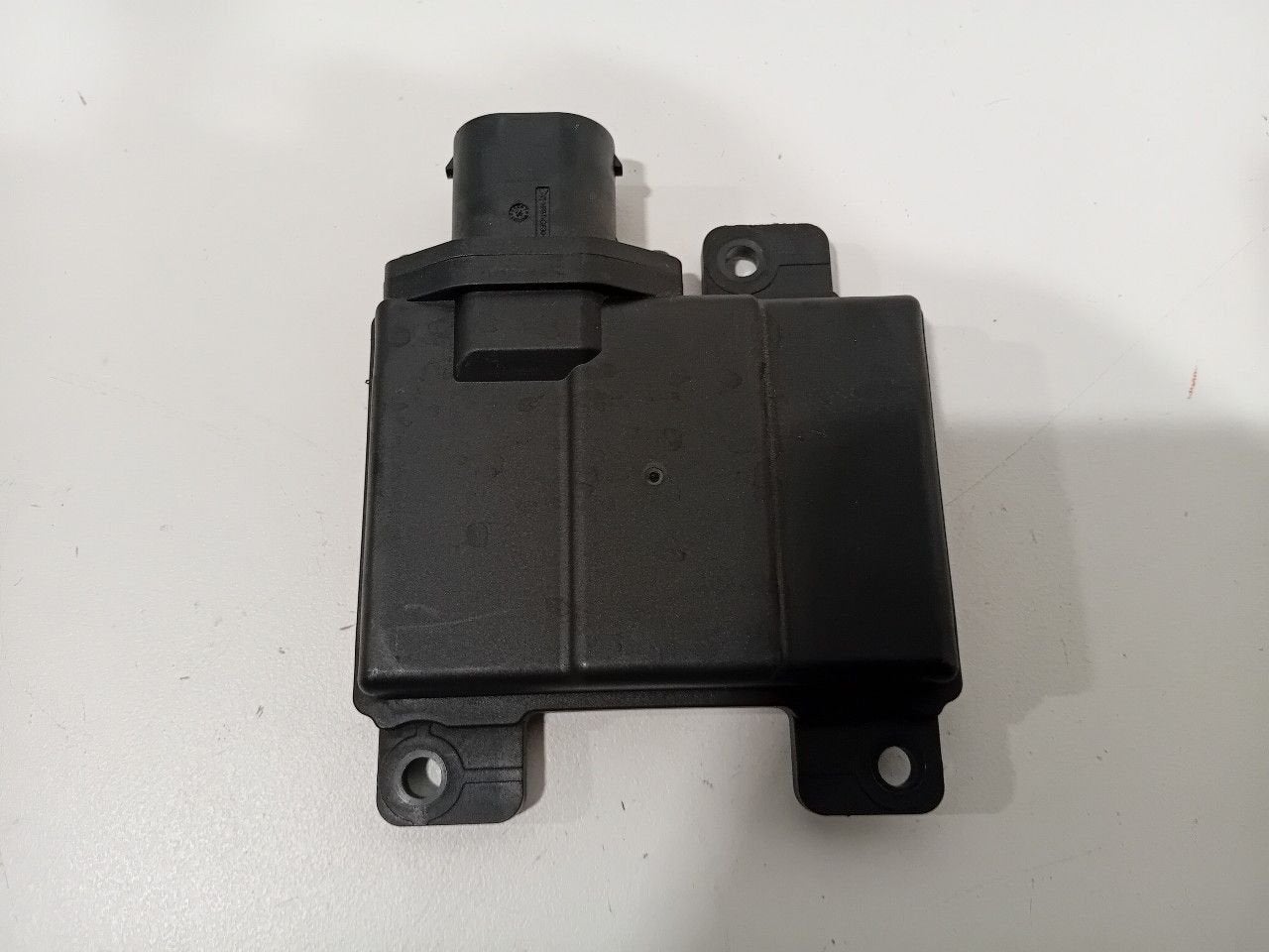 Sensor Hyundai Tucson, Onderdelen@venauto.nl, Van der Ven Autorecycling B.V., Gebruikt, Ettenseweg 76, 4706 PB Roosendaal, The Netherlands