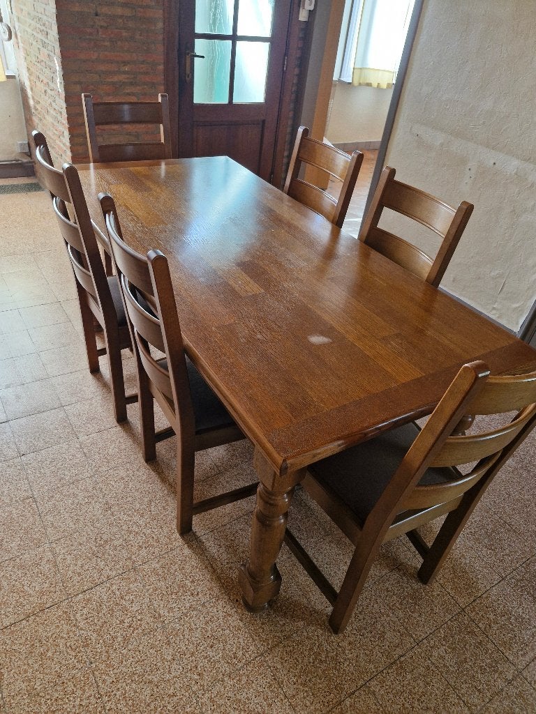 Heel mooie eetplaats, Ophalen, Zo goed als nieuw, Massieve eik, 4 tot 6 stoelen