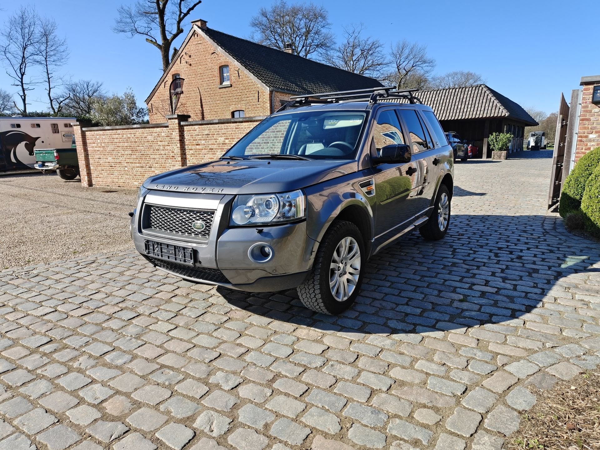 Land Rover Freelander 2 gekeurd voor verkoop *LICHTE VRACHT*, Automaat, Gebruikt, Lederen bekleding, Leder