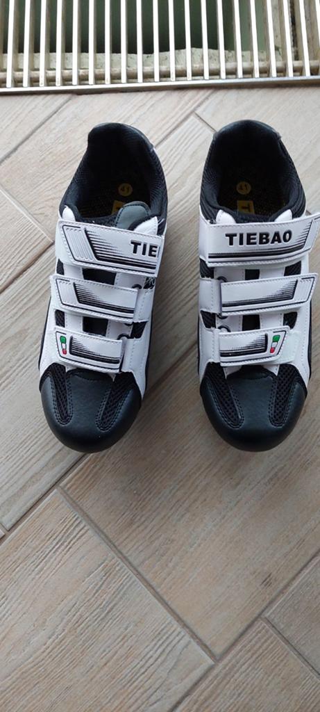 Koersfiets schoenen, Ophalen, Schoenen