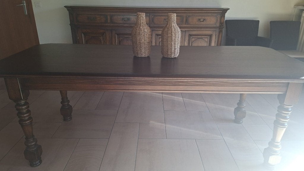 Donkere eetkamer: tafel, kast en dressoir, Ophalen, Gebruikt