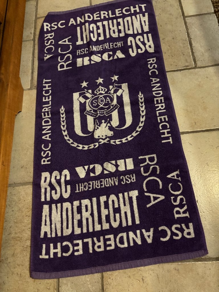 handdoek Anderlecht, Verzamelen, Ophalen, Zo goed als nieuw