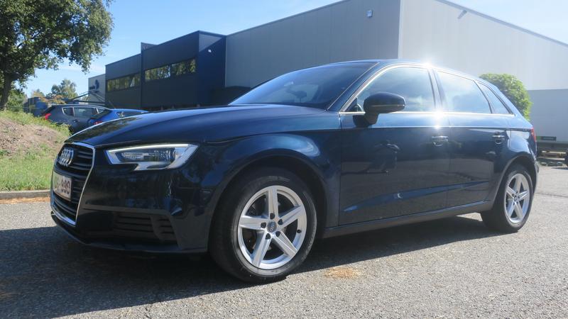 Audi A3 85kW 218000km 2017, Auto's, Stof, Gebruikt, 4 cilinders, Bedrijf