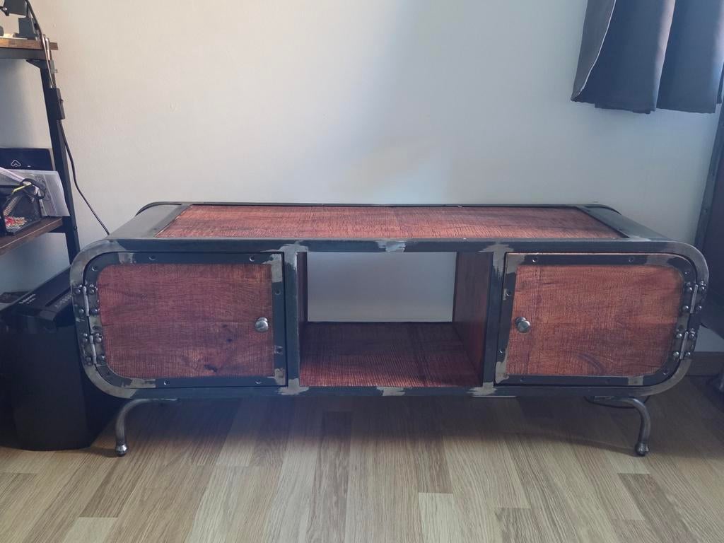 Meuble télé style industriel vintage loft, Maison & Meubles, Armoires | Mobilier de télévision, Enlèvement