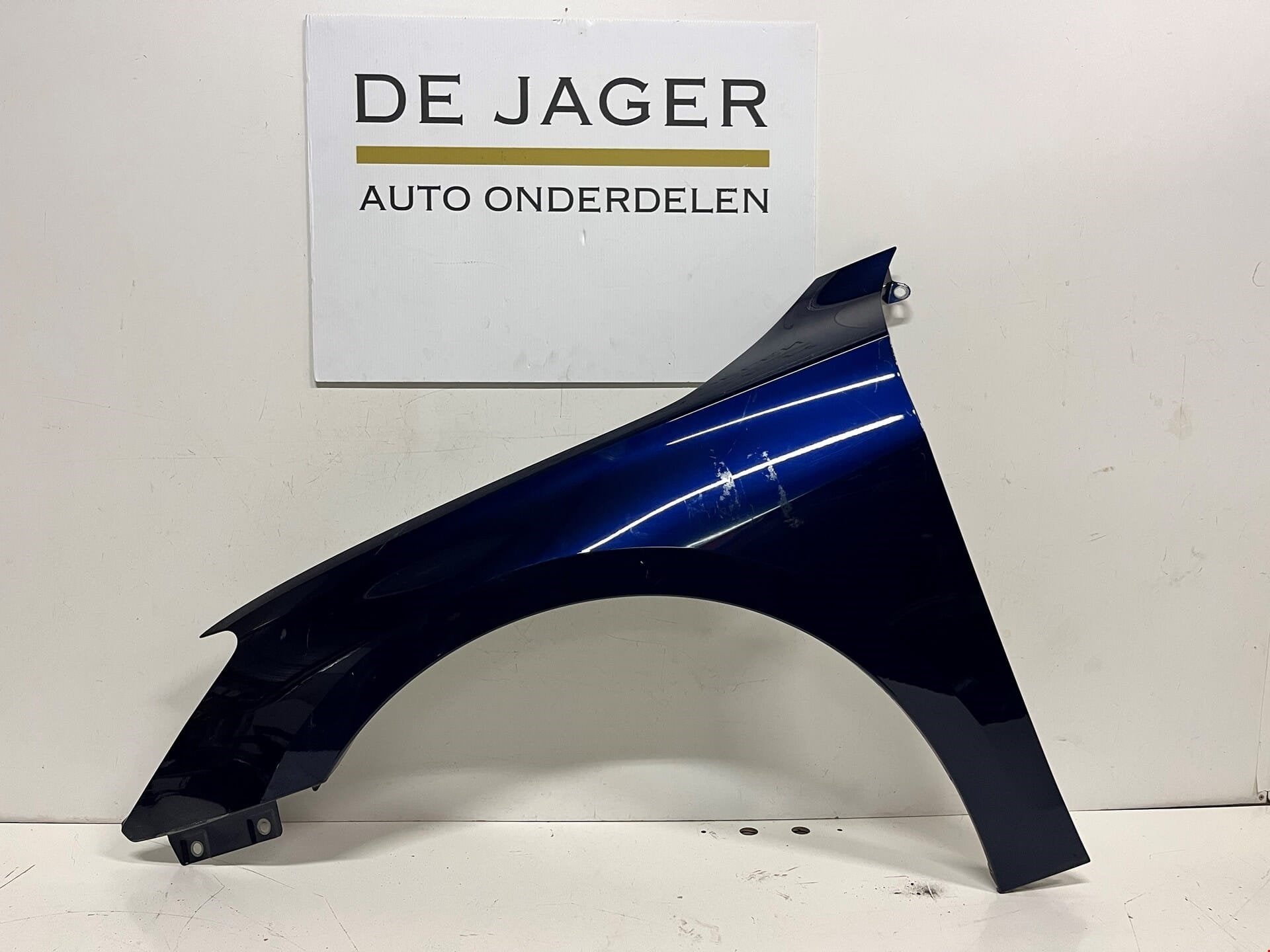 AUDI A3 8Y0 ZIJSCHERM SPATBORD LINKS VOOR 2020-, Gebruikt, AUDI AG, Voor, Auto-Union-Strasse 1
85045  Ingolstadt, DE
