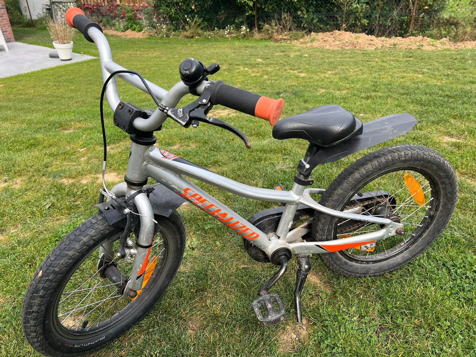 Velo Specialized 20 pouces, Vélos & Vélomoteurs, Enlèvement, Comme neuf, Frein à rétropédalage, 16 à 20 pouces