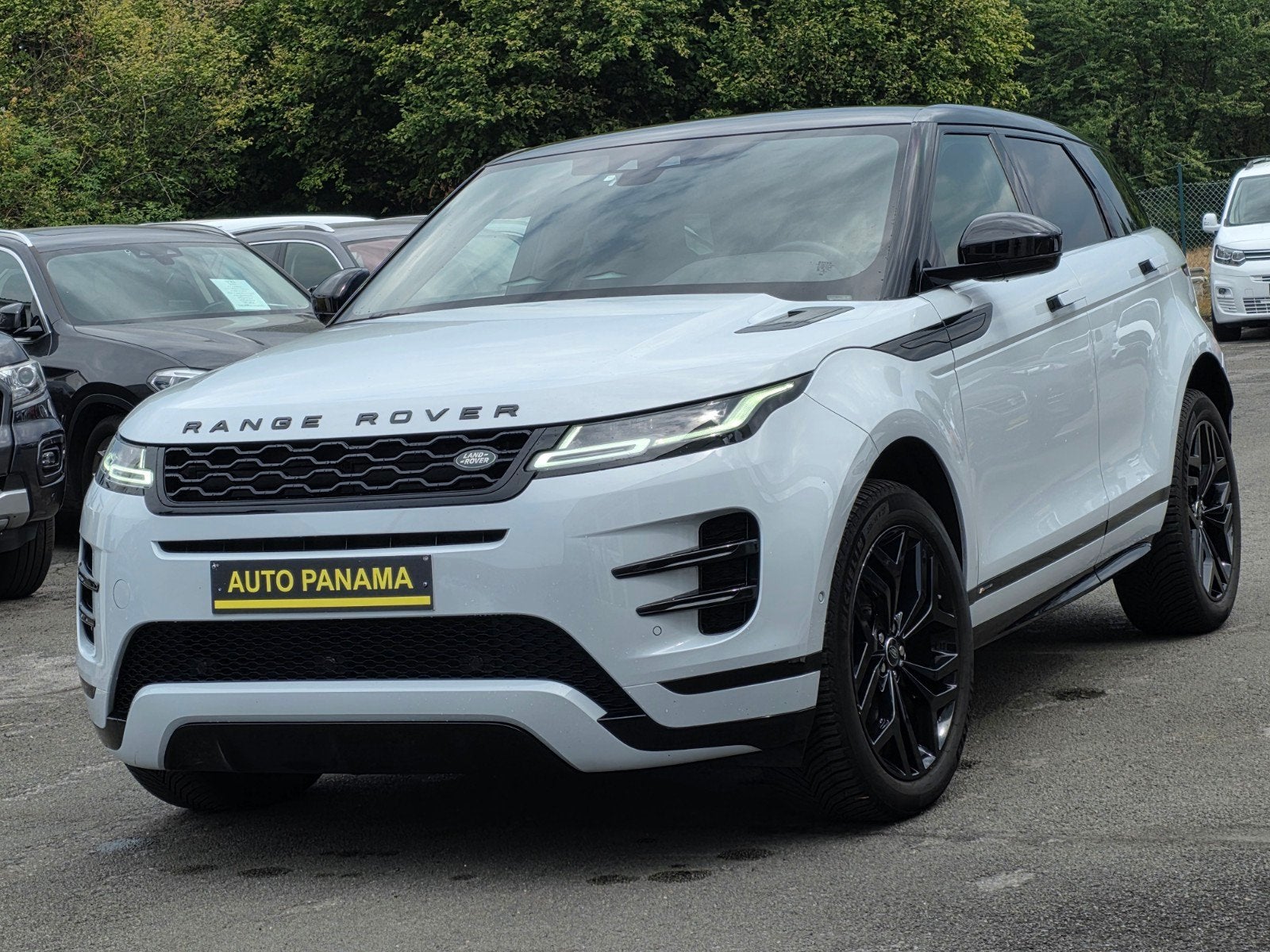 Land Rover Range Rover Evoque 2.0 TD4 4WD R-Dynamic BLACK, Entreprise, 149 g/km, Entretenue par le concessionnaire, Noir