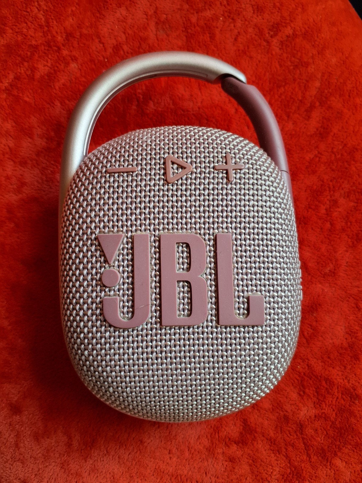 Pince JBL 4, Enlèvement, JBL