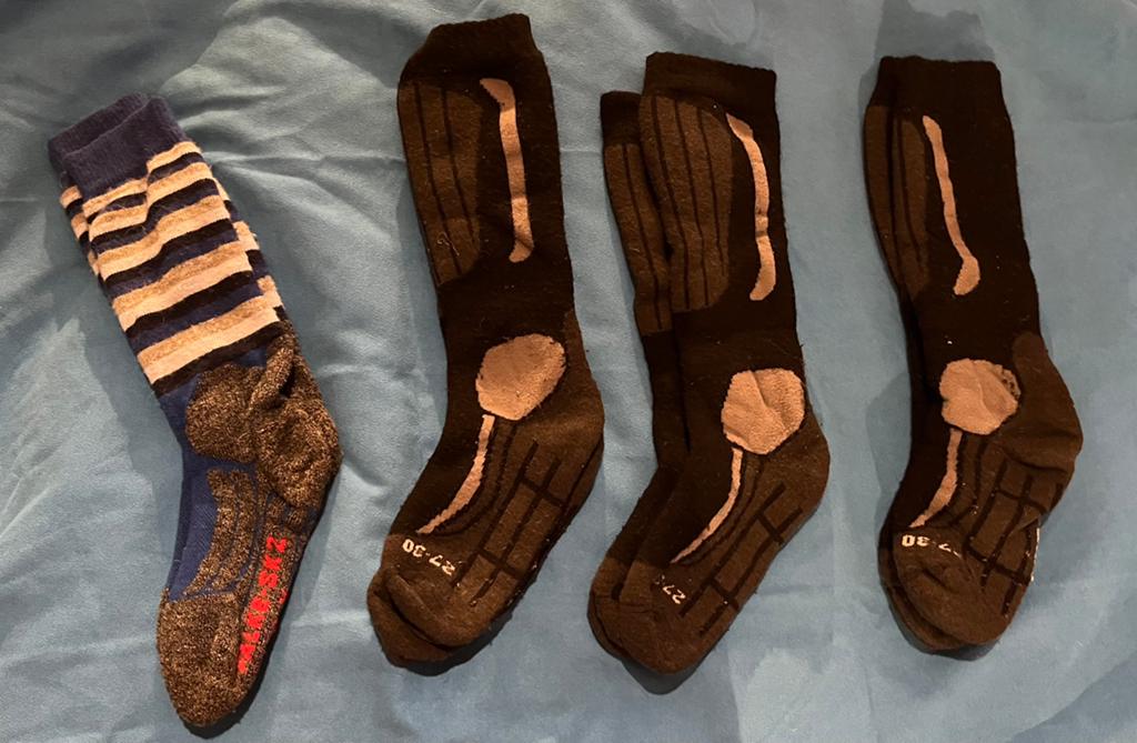 Skisokken maat 27 - 30 Falke en Falcon, Garçon ou Fille, Comme neuf, Enlèvement, Chaussettes