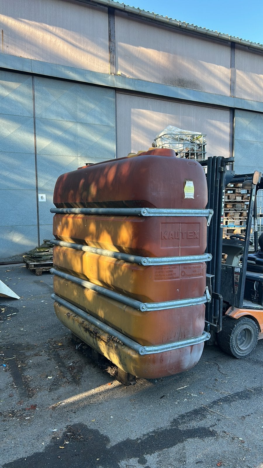 Cuve a mazout 2500litres, Bricolage & Construction, Enlèvement, Comme neuf