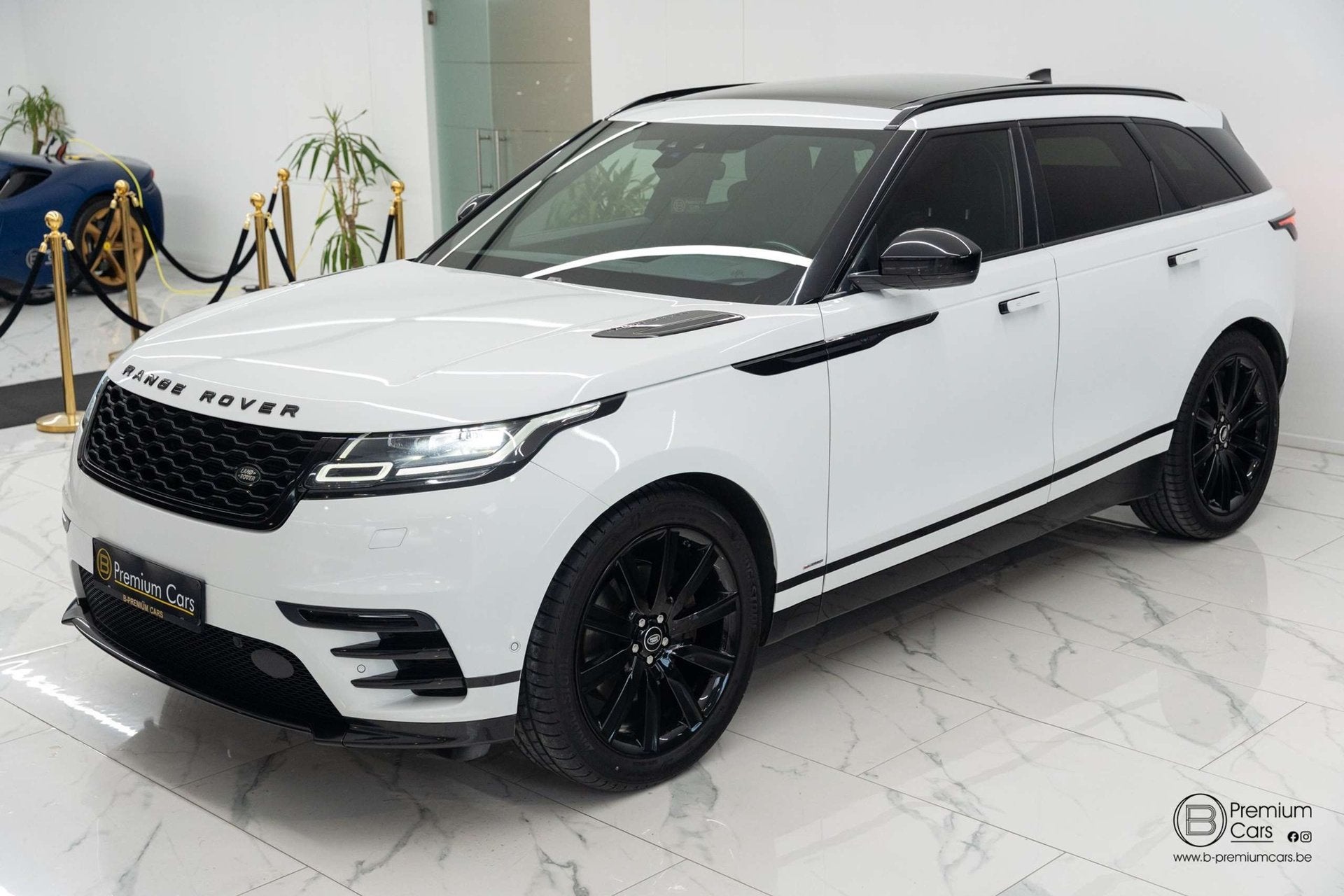 Land Rover Range Rover Velar 3.0D R-dynamic ! FULL / ACC / P, Auto's, 173 g/km, Gebruikt, Range Rover Velar, Wit