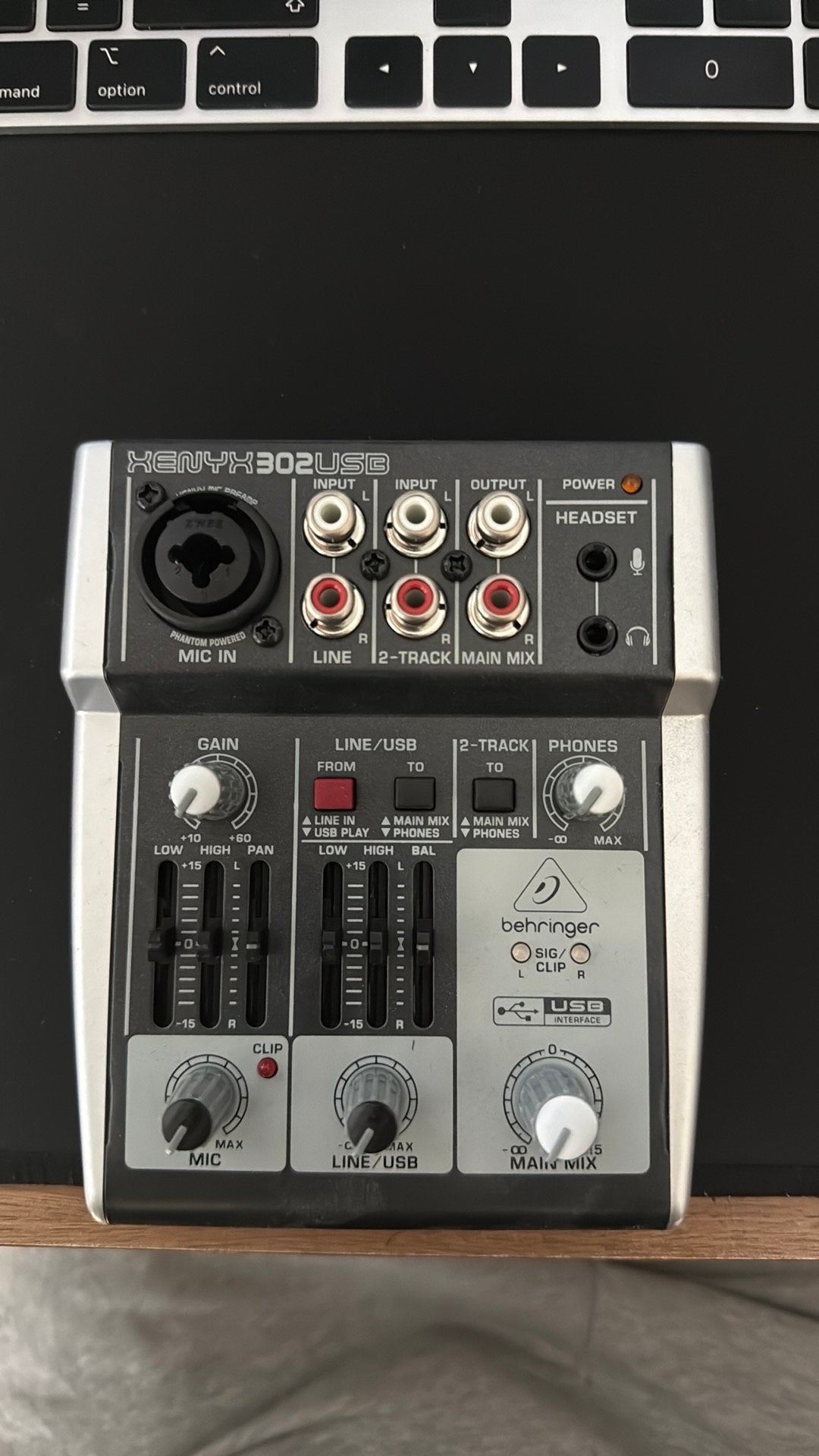 Mixeur 5 canaux Behringer Xenyx 302USb, Ophalen of Verzenden, Nieuw
