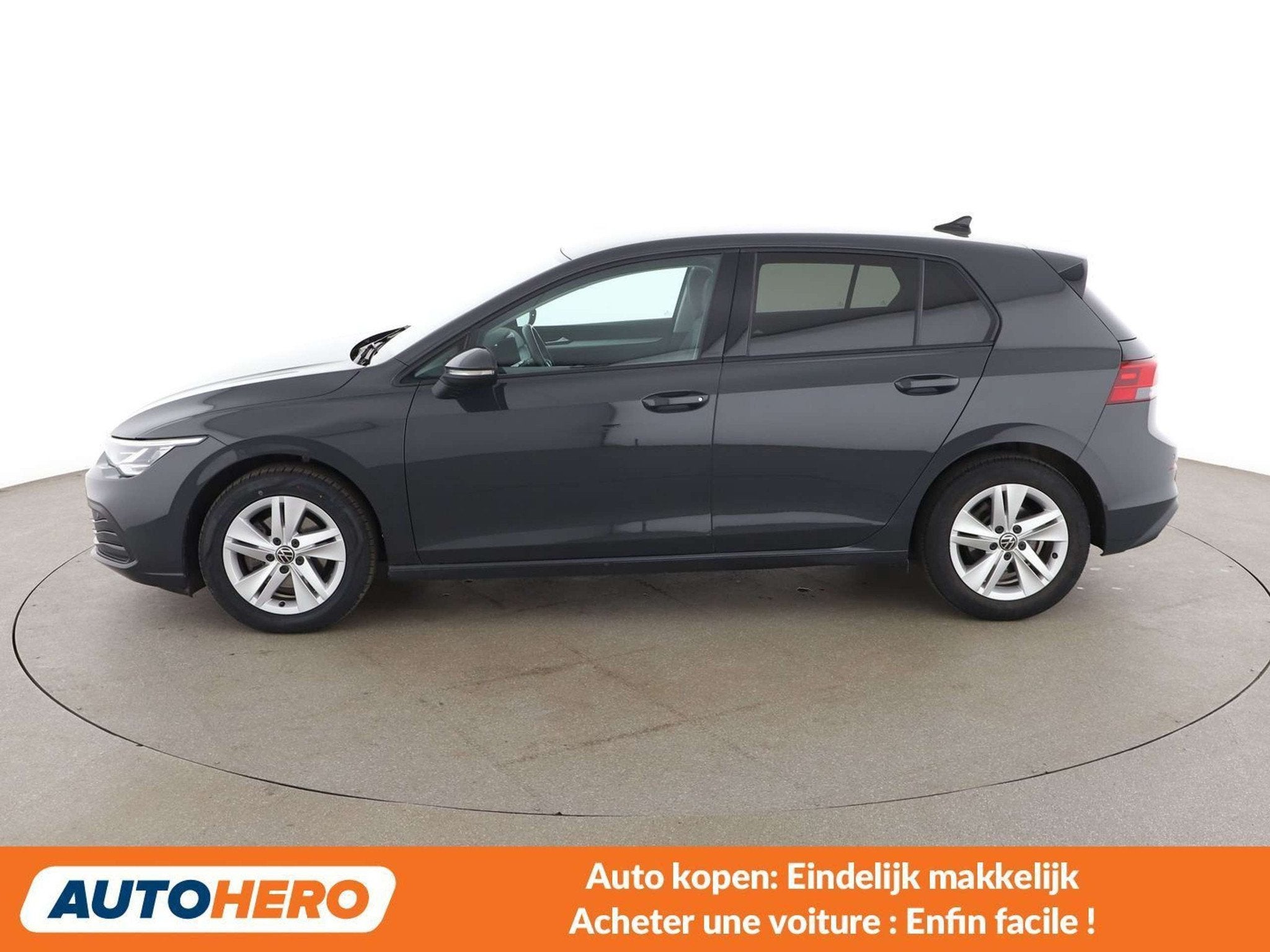 Volkswagen Golf 1.0 eTSI Life (bj 2020, automaat), Auto's, Stof, Gebruikt, https://public.car-pass.be/vhr/59d8fc4b-004a-4d2c-9751-727b89652341