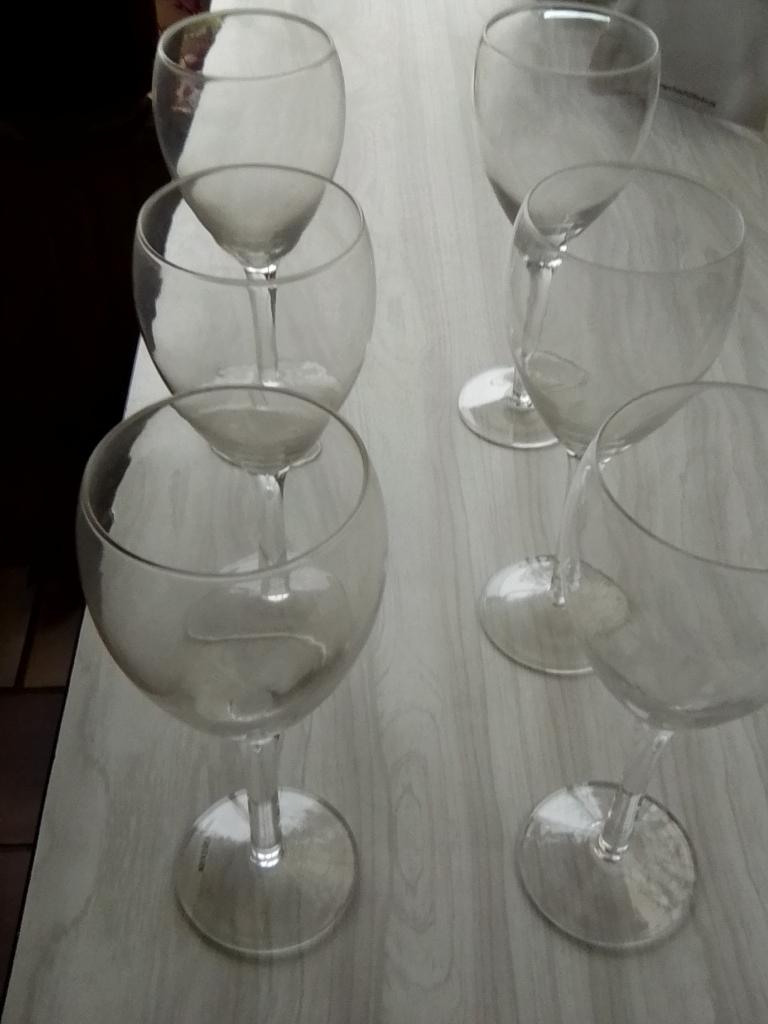 Verre à vin à pied, Enlèvement ou Envoi, Comme neuf, Verre, Service complet
