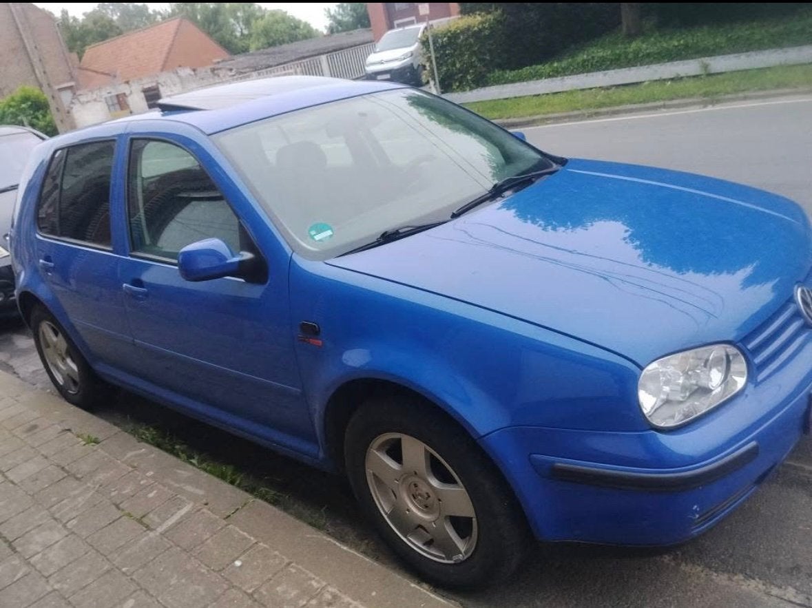 Golf 4 AUTOMAAT, PANORAMISH DAK 98000 km, Stof, Blauw, Overige kleuren, 5 zetels