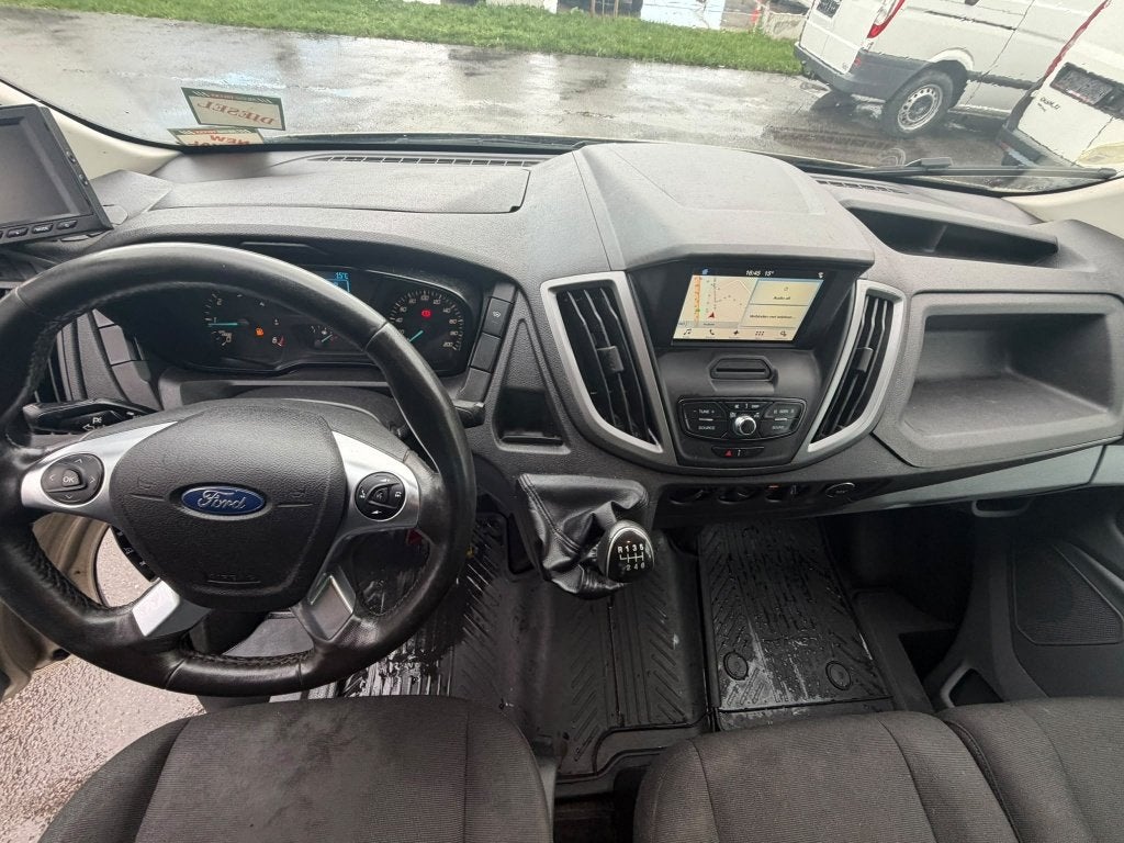 Ford Transit (Stock ID 15443) — 20