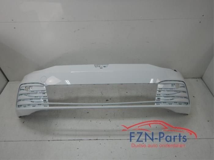 VW Golf 8 Voorbumper LC9A Pure White, Ophalen of Verzenden, Gebruikt, Voor, Bumper