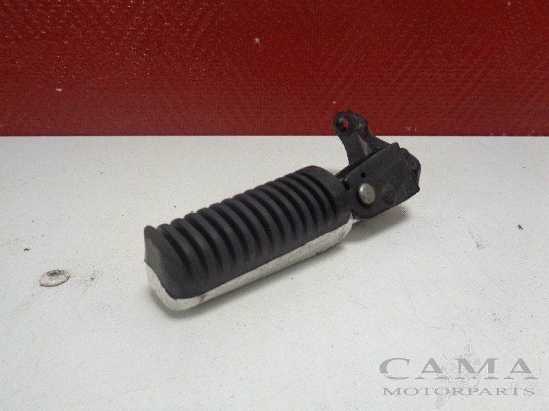 REPOSE PIEDS SUPPORT ARRIÈRE DROIT Yamaha, Dhr. S. di Majo, Utilisé, Info@cama-motorparts.nl, P.J. Troelstraweg 8 8
3144 CX  MAASSLUIS, NL