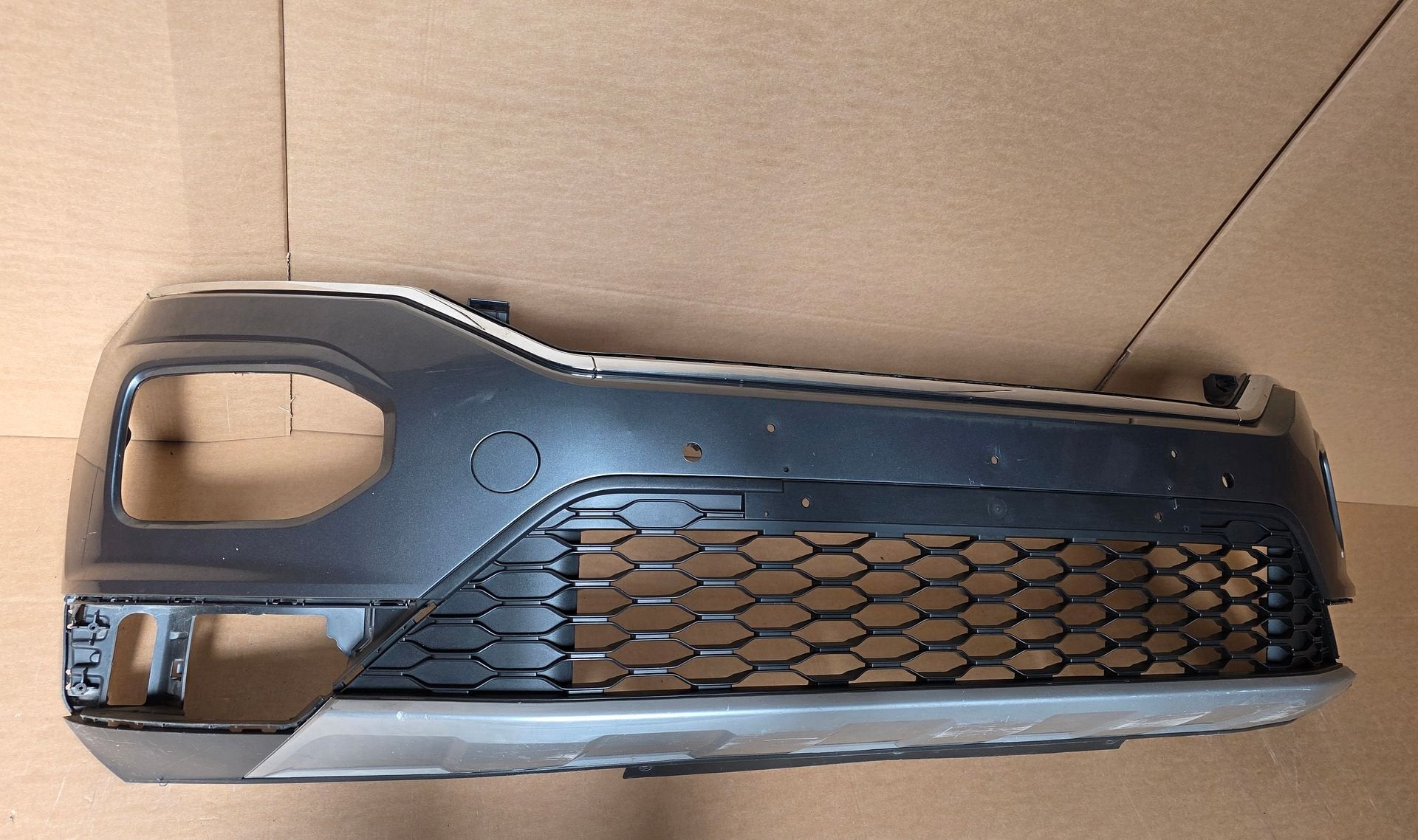 Voorbumper VW T-Roc 2GA Orgineel Bumper Volkswagen 2GA807217, Auto-onderdelen, Gebruikt, -, Ophalen of Verzenden, Bumper