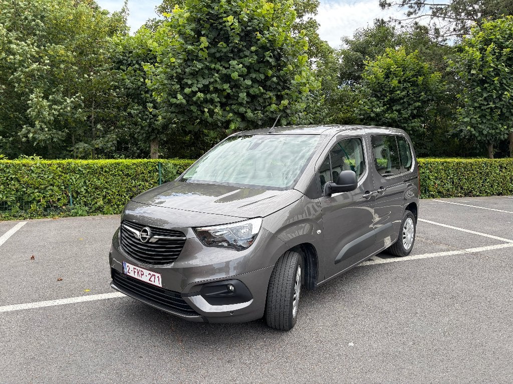 Opel Combo - bouwjaar 2022 - 42.800 km's - AUTOMAAT, Auto's, 5 zetels, 5 deurs, Particulier, Zilver of Grijs
