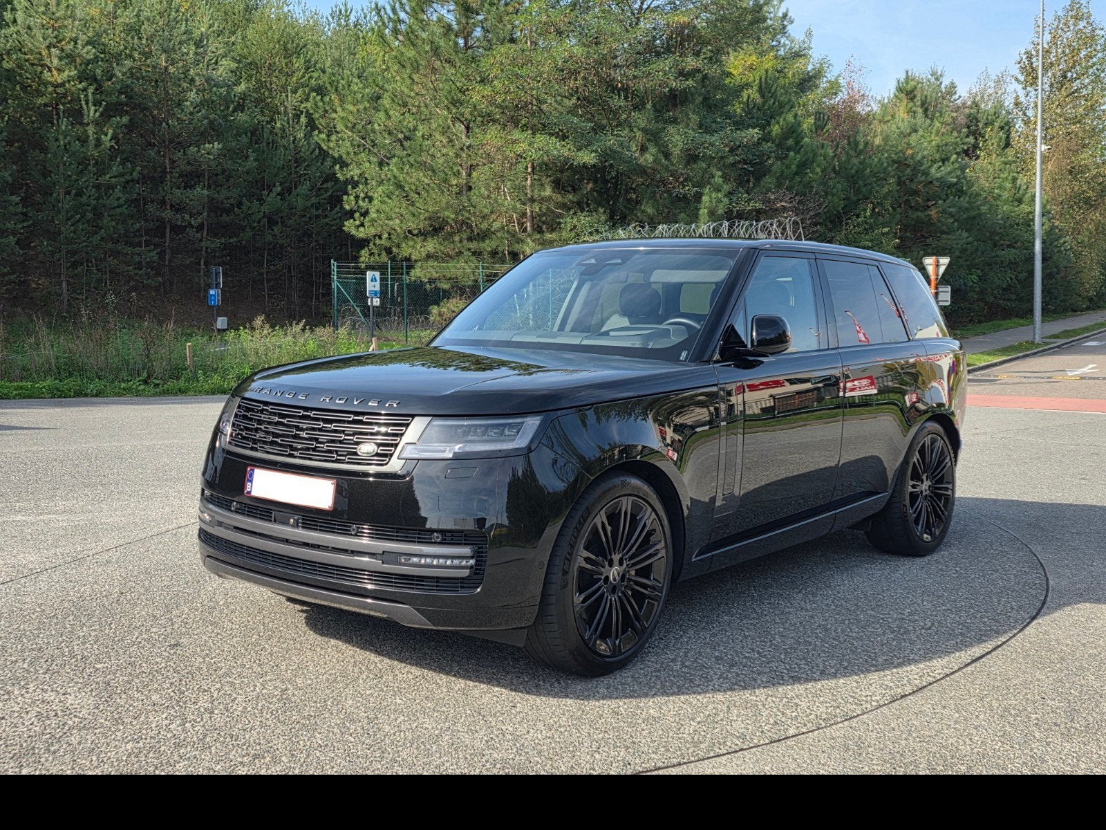 Land Rover Range Rover Lichte Vracht garantie tot 5/2029, Auto's, Automaat, Zwart, Leder, SUV of Terreinwagen