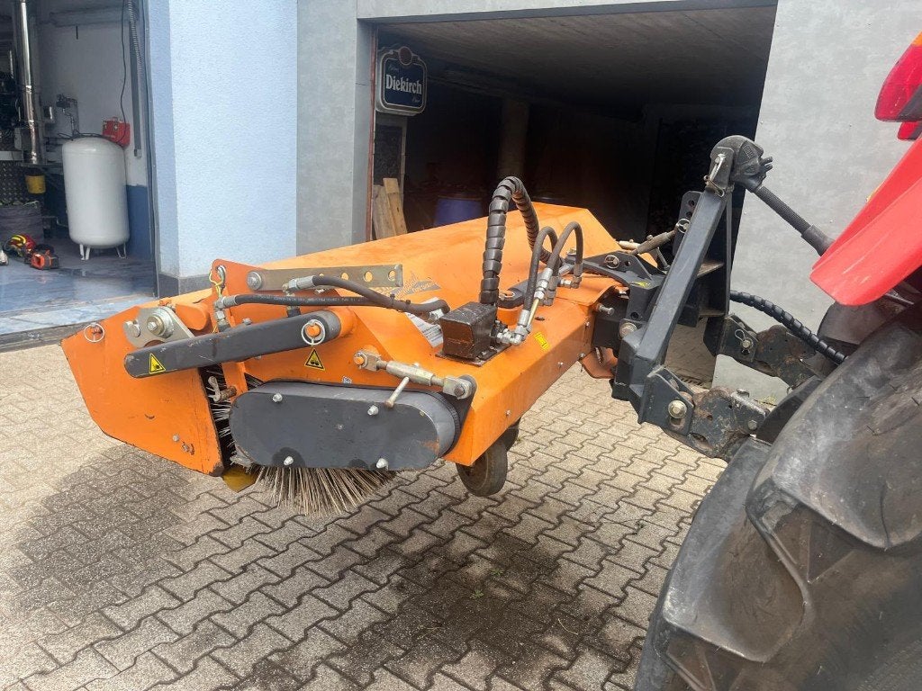 Ballayeuse pour tracteur, Enlèvement, Utilisé