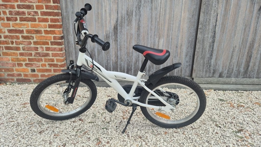 Crossfiets 18 inch, Fietsen en Brommers, Fietsen | Crossfietsen en BMX, Ophalen, Terugtraprem, 2 Cycle, 16 tot 20 inch