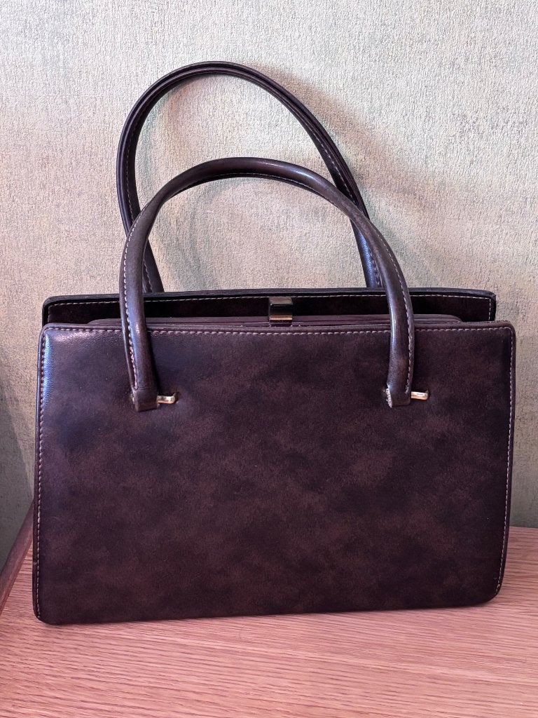 Sac à main vintage, Enlèvement