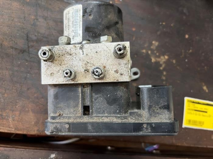 ABS Pomp van een BMW 1-Serie, Gebruikt, -, -, Ophalen of Verzenden