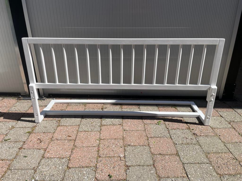 Hekje voor bed 120b x 57h, Ophalen, Zo goed als nieuw
