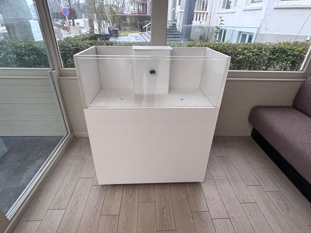 Kreeftebak homarium, Enlèvement