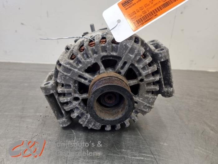 Dynamo d'un Mercedes Vito, 3 mois de garantie, Utilisé, -, -