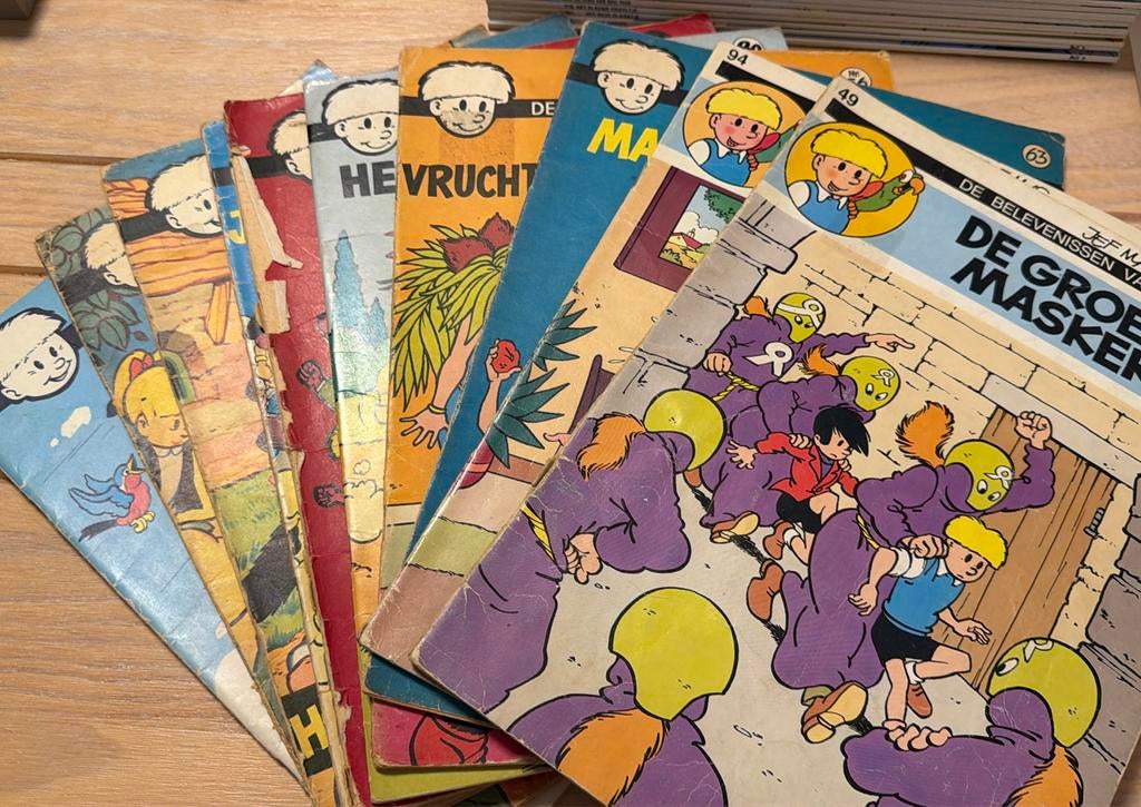 10 Zwart wit strips Jommeke + 6 gekleurde, Enlèvement ou Envoi, Utilisé