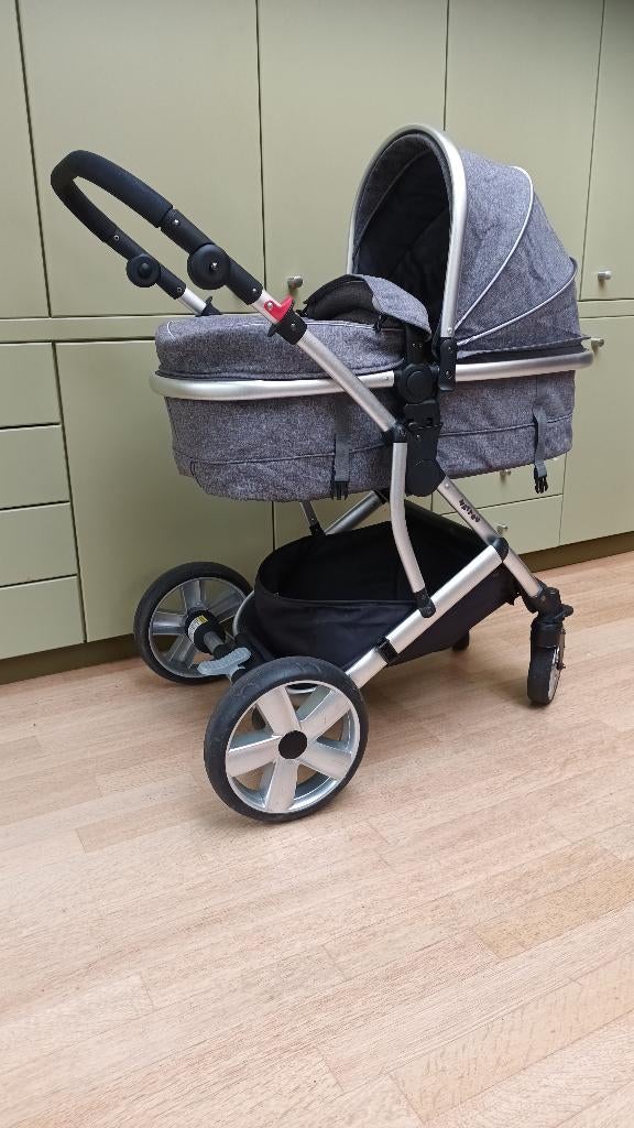 Poussette Nattou, Enfants & Bébés, Poussettes & Combinaisons, Autres marques, Poussette combi, Voiture duo, Enlèvement