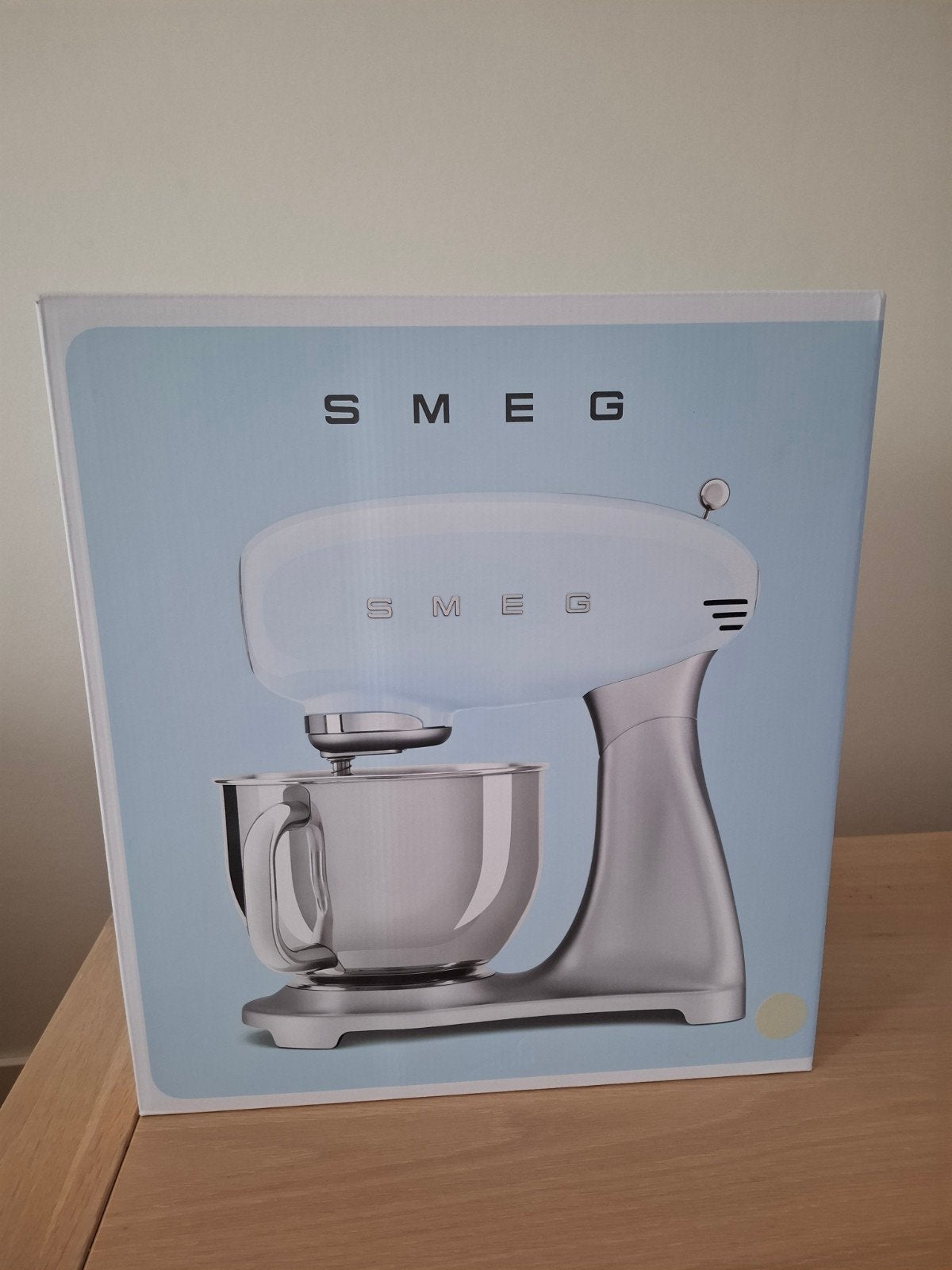 keukenrobot SMEG nieuw wit