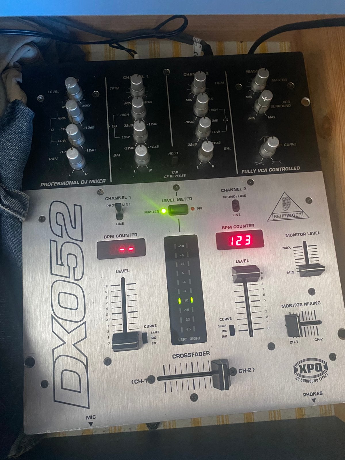 Behringer DX052, Muziek en Instrumenten, Ophalen, Zo goed als nieuw