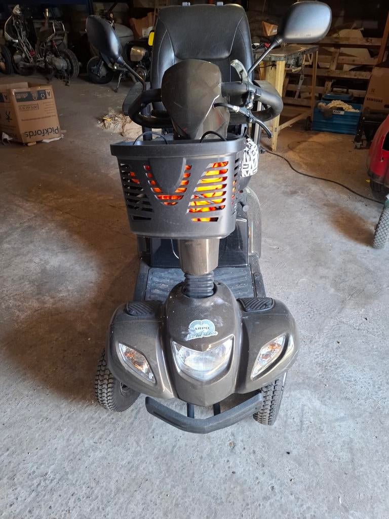 ARPO 4  invalidewagen ,, Ophalen