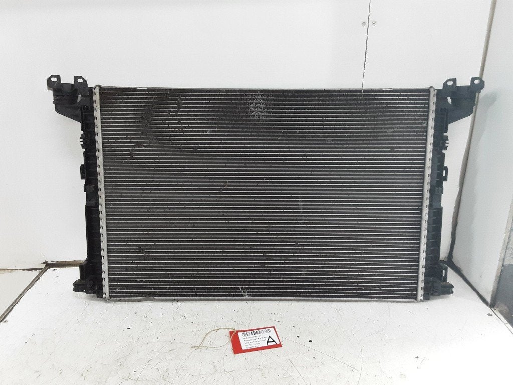RADIATEUR EAU Audi A6 Avant (C8) (01-2018/-) (8W0121251AK), Auto-Union-Straße  1,
85057  Ingolstadt, DE, Info@audi.de, Audi, Utilisé