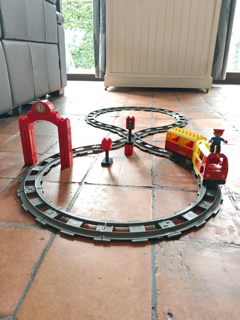 originele elektrische Lego Duplo trein met veel sporen, Kinderen en Baby's, Speelgoed | Duplo en Lego, Gebruikt, Duplo, Complete set