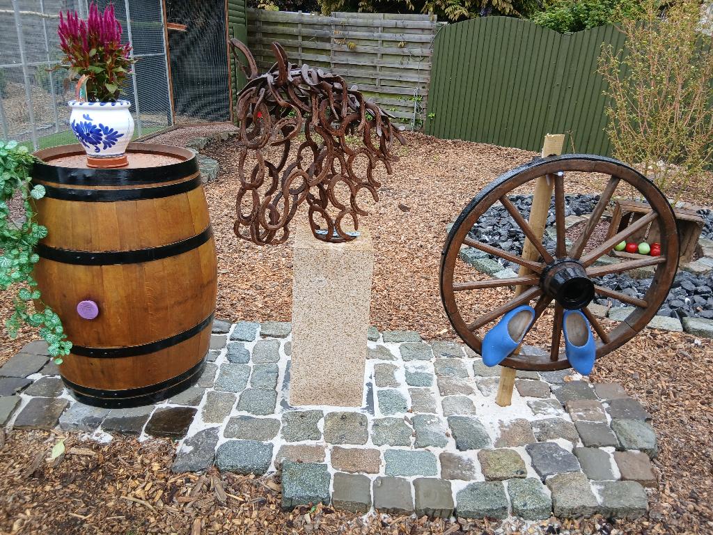 gratis koffie en gebak bij aankoop één van deze tuinbeelden, Enlèvement, Neuf, Autres matériaux, Abstrait