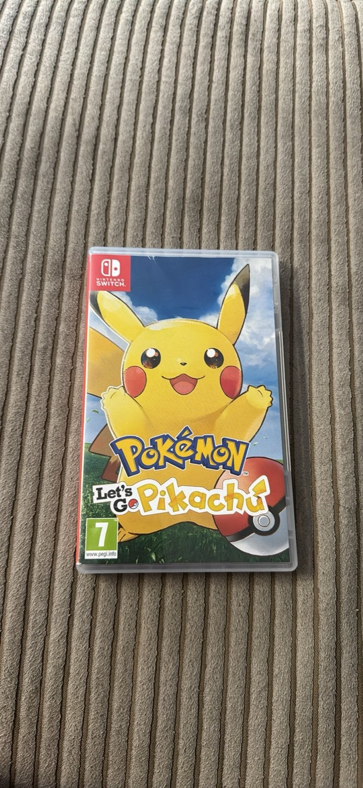 Pokemon lets go pikachu nintendo switch, Consoles de jeu & Jeux vidéo, Jeux | Nintendo Switch, Comme neuf, Plateforme, 2 joueurs