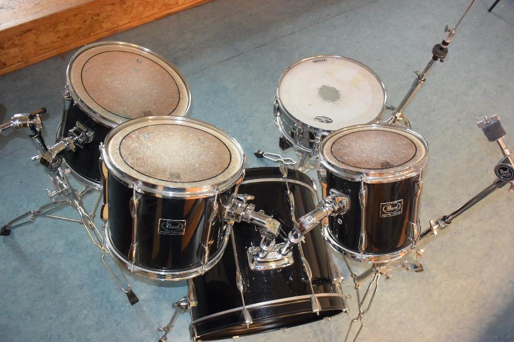 Drumset PEARL Export, Muziek en Instrumenten, Drumstellen en Slagwerk, Ophalen, Gebruikt, Pearl