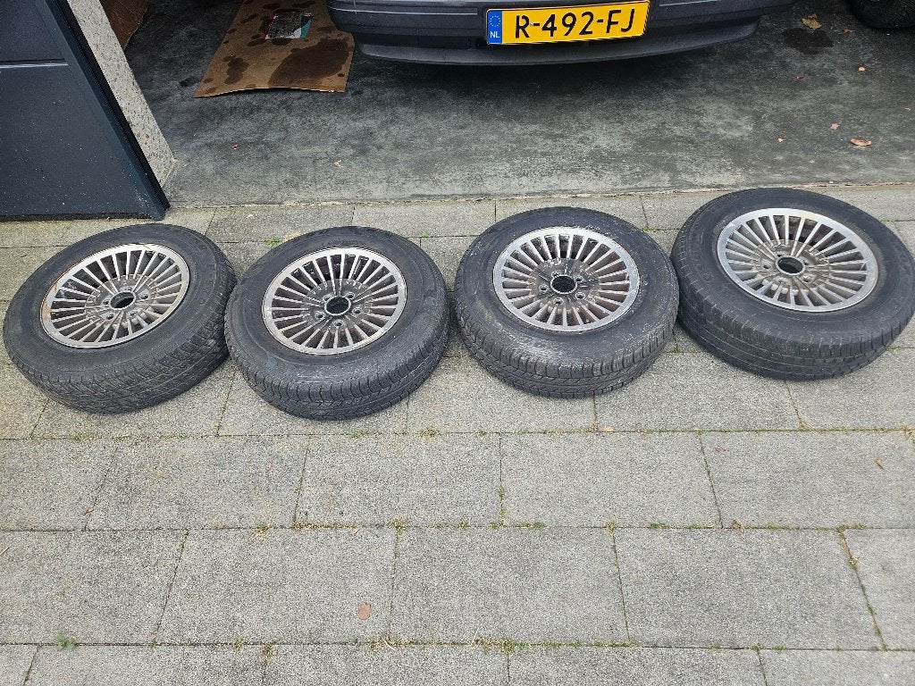 Velgen  Volvo 240, Enlèvement, Jante(s)