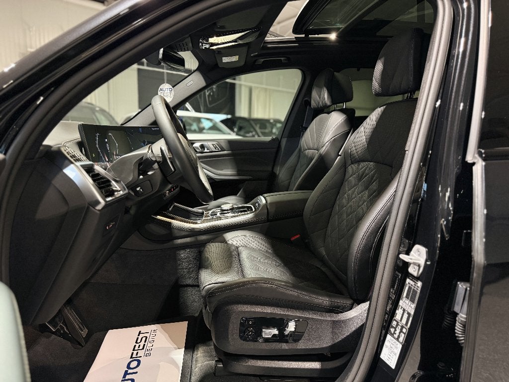 BMW x5 xDrive30d M-Sport Pro | Lichte Vracht - Garantie, Auto's, Automaat, Dealer onderhouden, 2993 cc, Zwart