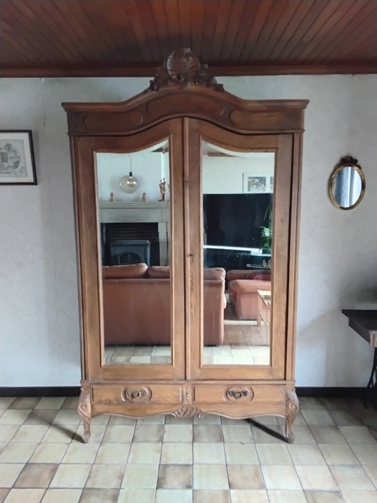 Mooie oude eiken kleerkast, Enlèvement