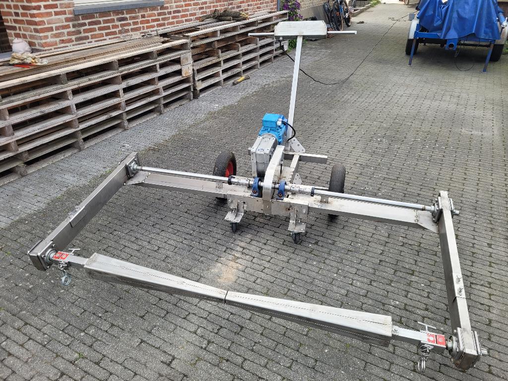 Oprolmachine springkasteel, Diversen, Ophalen, Gebruikt