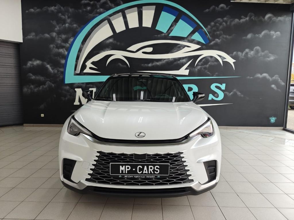 NIEUW//Lexus LBX FWD emotion + executive pack, Auto's, Lexus, LBX, Wit, Leder, Bedrijf
