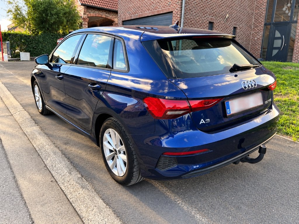 Audi A3 Sportback 30 TFSI S tronic Business Plus – Cuir, Autos, Cuir, Achat, 1280 kg, Entretenue par le concessionnaire