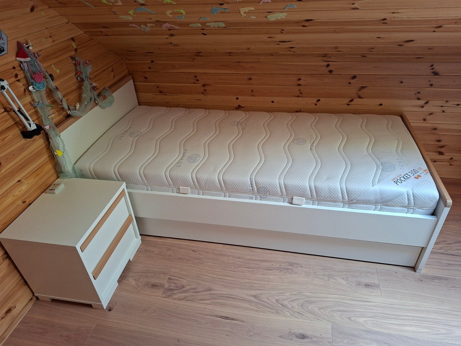 Eenpersoonsbed, Ophalen, Zo goed als nieuw, Eenpersoons, Hout